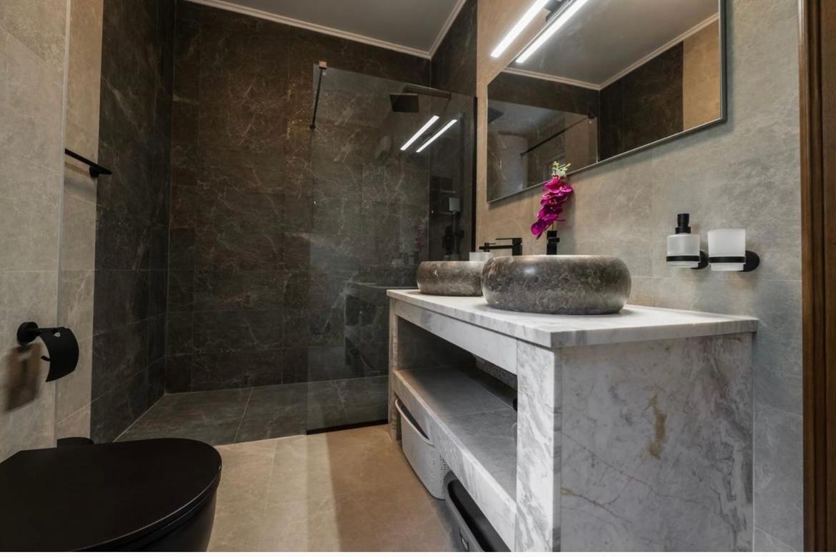 Luxury Apartment Vasilisa Котор Екстериор снимка
