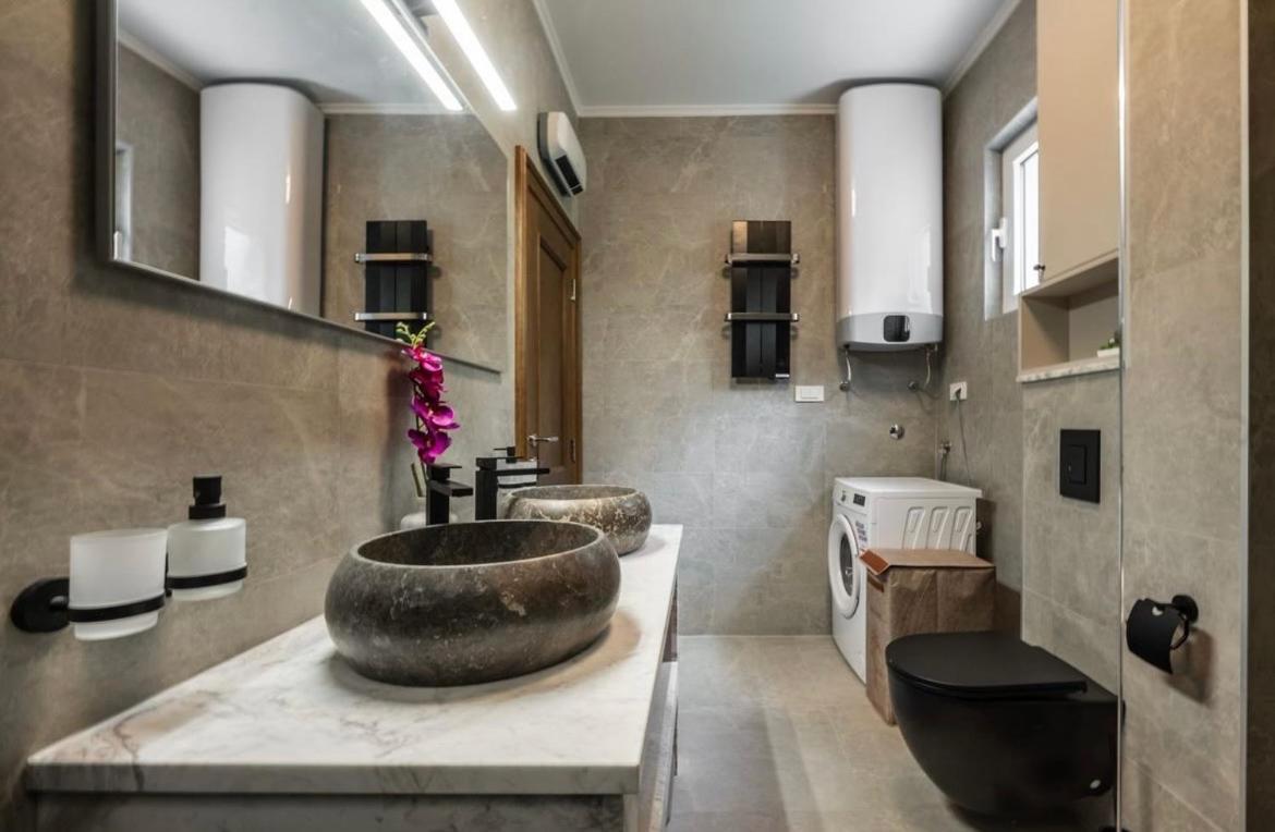 Luxury Apartment Vasilisa Котор Екстериор снимка