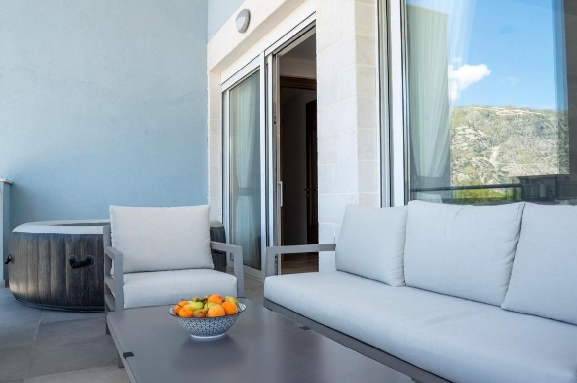 Luxury Apartment Vasilisa Котор Екстериор снимка